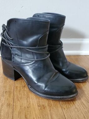 freebird Casey Black Leather Lace-Wrap Ankle Boots Size 10